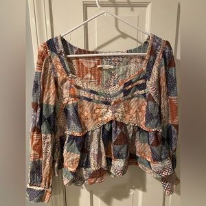 American Eagle Small cropped patchwork blouse
